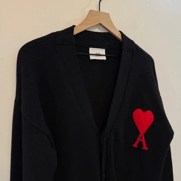 AMI PARISAmi de Coeur Wool Cardigan - gender neutral